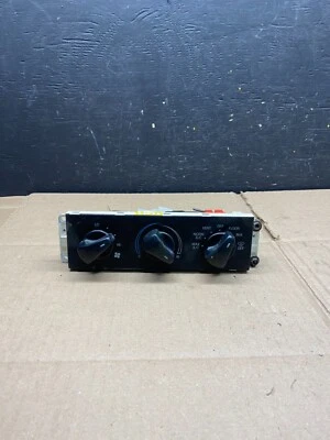 1995 to 1997 Ford Crown Victoria A/C Control L5230 - Image 1 of 4