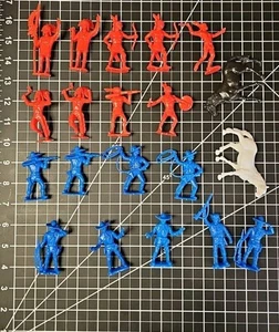 Plastic Vintage COWBOYS & INDIANS Figures Lot Of 20 2.5” - Picture 1 of 3