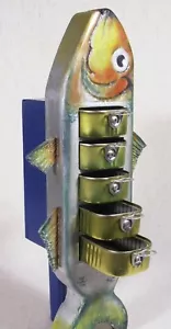 Gabinete de madera hecha a mano de sardina pesca arte popular por el artista Jake Ramírez - Imagen 1 de 6