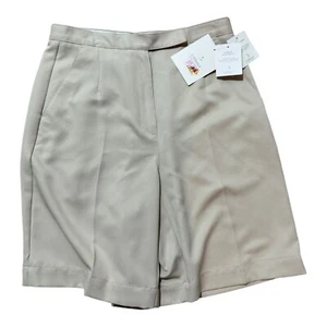 Liz Golf Shorts Womens Beige Sz Lightweight Athletic Casual Activewear Size 8 - Picture 1 of 3