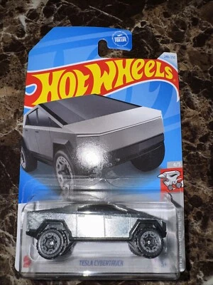Estuche Hot Wheels Tesla Cybertruck Mainline 2024 Serie Q Hw Rolling Metal Foto 1 de 4