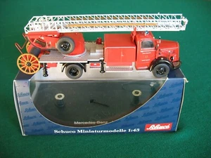 Schuco Mercedes L6600 Feuerwehr – Modellino Autobus Pompieri 1:43 Die-Cast - Foto 1 di 6