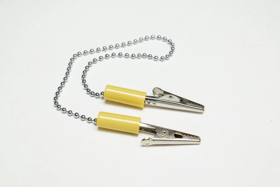 CLIP SOPORTE BABERO DENTAL CADENA BOLA FLEXIBLE - COLOR CODIFICADO AMARILLO 001-7777 Foto 1 de 1