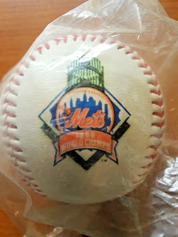 Sealed Baseball 1986 NY Mets World Champs MLB ball Major League Baseball Cover