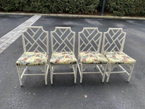 Set of 4 White Wicker Rattan Chippendale Chairs with seat cushion Vintage 70’s Cover