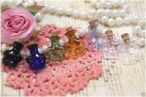 2pz bottiglietta in vetro con tappo sughero forma fiore color scelta 2.3*2*1.1cm - Picture 1 of 8