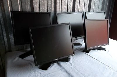 LOT-5 Dell 1908FP P190S UltraSharp Monitor w/4-USB Hub VGA DVI D319J F028J D3073 - Image 1 of 4