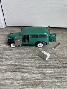 1/24 Franklin Mint 1946 Chevrolet Suburban - SEE DETAILS - Bild 1 von 11