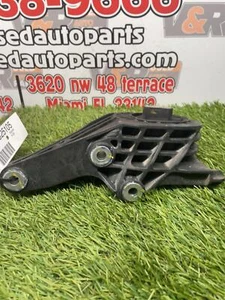 ✅ 2023 CHEVROLET BLAZER Transmission Mount PN: 85159652 OEM - Picture 1 of 6