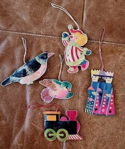 Vtg Woven Straw Christmas Ornaments Hand Made Set Of 5 Birds Train Wisemen Clown - Picture 1 of 23