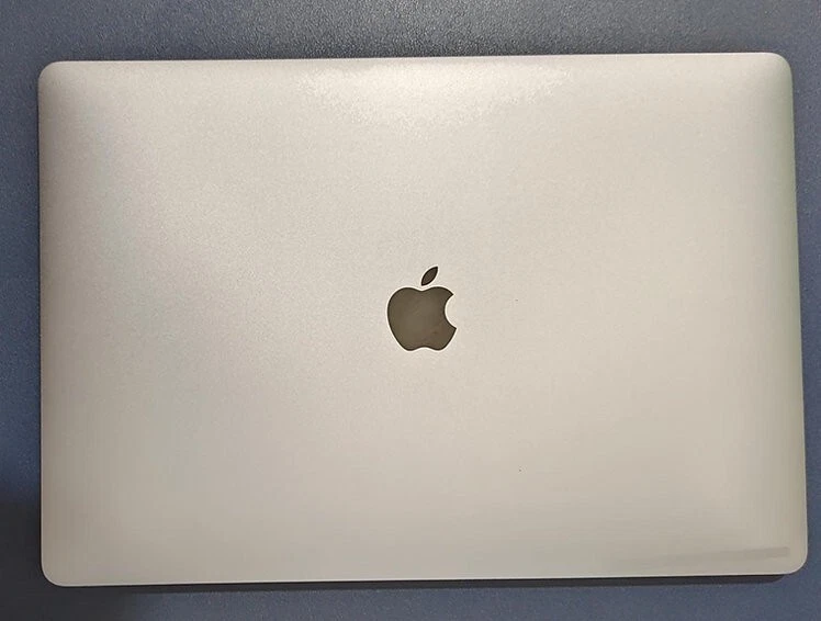 Apple MacBook Pro A1990 (2018) 15" i7 8.th 2.6GHz 16RAM 512 SSD - Image 1 of 4