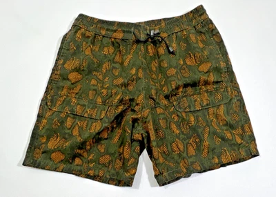 Levi’s Men’s Small Waterless Cargo Shorts Green Animal Camo Drawstring Pockets - Image 1 of 4