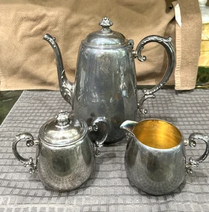 Juego de té plateado de 3 piezas Wm Rogers tetera azucarero con tapa crema victoriana - Imagen 1 de 10