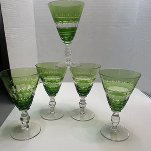 Juego de agua de vino bohemio checo cristal superpuesto verde corte a claro 6 3/4"/5 - Imagen 1 de 22
