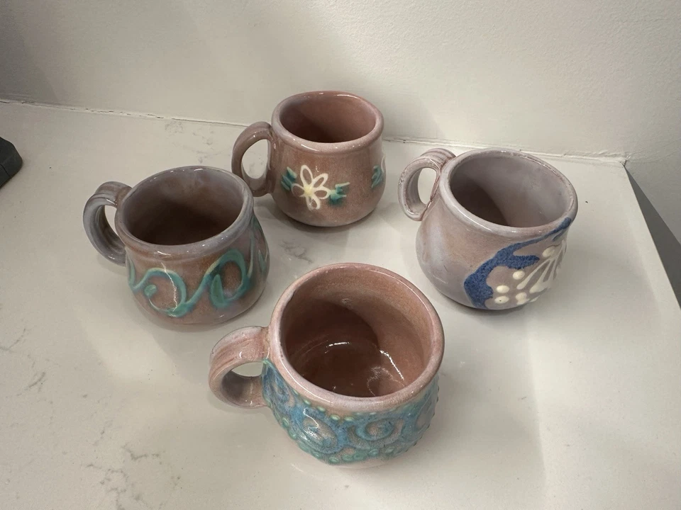 Earthworks Pottery, Juego de 4 tazas de café espresso, hechas a mano en Barbados Foto 1 de 4