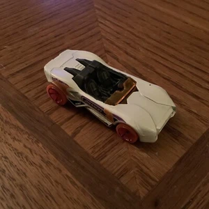 Hot Wheels Carbonic Jirawat Racing Bianco Arancione 2014 Mattel Sciolto - Foto 1 di 4