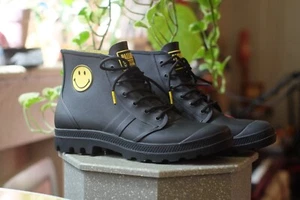 PALLADIUM waterproof Pampa Black Smiley Boots Size 10 Mens Ankle Rain Boots - Picture 1 of 6