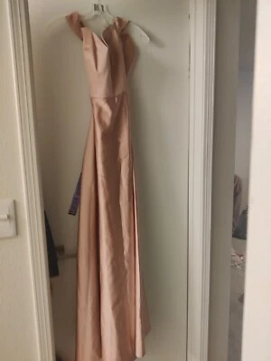 Vestido formal db Studio (David's Bridal) Celebrate Line - sin hombros talla 6 Foto 1 de 3