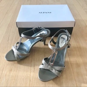 Alfani Taupe Snakeskin Strappy Heeled Sandals Open Toe Heels T Strap US Size 7.5 - Picture 1 of 8