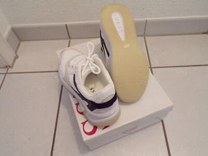 Guess Damen Sneaker EUR 37 UK 4 weiss/schwarz,mK,ungetragen! - Bild 1 von 3