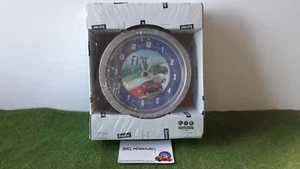 petite PENDULE METAL A QUARTZ HORLOGE MURALE FIAT 500 fabri FORME Super Original - Foto 1 di 2