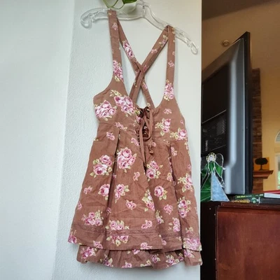 Mini Vestido Lizlisa My Melo Collaboration Lizmelo Floral Pana L Foto 1 de 4