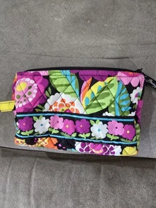 Vera Bradley kleine Reißverschlusstasche mit wasserdichtem Futter Blumenmuster mehrfarbig - Bild 1 von 4