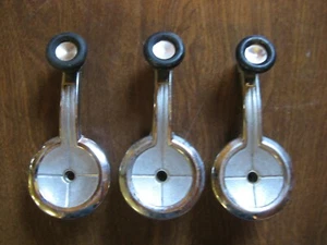 LOT OF 3 VINTAGE CHRYSLER WINDOW CRANK HANDLES 2935682 30503 15193 46430 - Picture 1 of 3