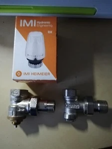 Heizkörper Anschluss-set Vorlauf+Rücklauf Ventil Eckform 1/2" mit Heimeier IMI T - Bild 1 von 1