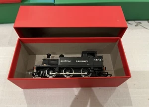Mainline Locomotive BR68745 - Picture 1 of 3