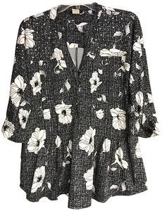 Cocomo Medium Tunic Floral Black White 3/4 Roll Tab Sleeve Stretch Studs Pleats - Picture 1 of 9
