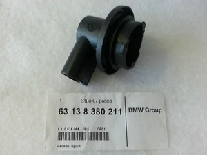 Genuine for BMW 323 325 328 330 M3 Turn Signal Lamp Socket #63 13 8 380 211 - Picture 1 of 4