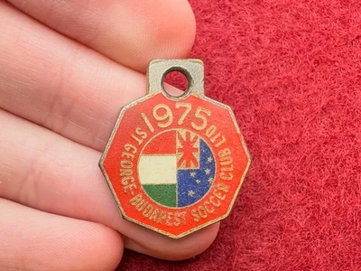 Old Vintage Australian 1975 ST GEORGE-BUDAPEST SOCCER CLUB LTD Badge - image 1 of 4