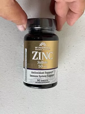 Molino de Viento Fuente de Vitaminas Naturales Sulfato de Zinc 50 mg 90 Comprimidos 05/26 Foto 1 de 4