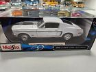 Maisto 1:18 Special Edition - 1968 White Ford Mustang GT Cobra Jet