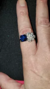Taglia 9. Nuovo con etichette. ZAFFIRO E DIAMONIQUE CON FASCIA ARGENTO. *REGALO GRATUITO.* Laboratorio creato - Foto 1 di 2