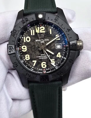 BREITLING Avenger GMT Night Mission 44mm Green Leather Men's Watch S32320101B1X1 - Image 1 of 4