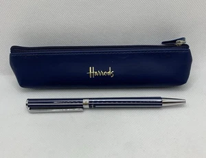 Harrods Kugelschreiber blau Stift und Etui Twist To Open 14 cm - Bild 1 von 5