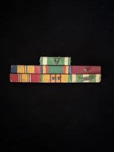 Navy USMC Vietnam War Medal Ribbon Bar Lots Of Ribbons 3928 - Bild 1 von 5