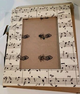 Wood 8 X 10 Music Notes Frame New - Picture 1 of 4