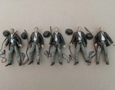 lot of 5 Hasbro Indiana Jones Action Figure 3.75" loose Cover