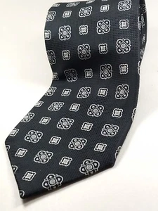 KENNETH ROBERTS PLATINUM Handmade 100% Silk Tie Mens Black Silver Gray White NEW - Picture 1 of 4