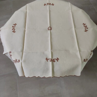 Nappe à thé lin/coton brodée jaune clair carrée 70 cm 3 serviettes vintage - Photo 1/4