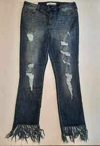 NEW! Cello Distressed Ankle Cropped Jeans Long Frayed Hems Women's / Juniors 11 - Picture 1 of 8
