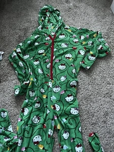 Hello Kitty Christmas green Hooded One Piece Sanrio Pajamas Santa Hat Hoodie XL - Picture 1 of 4