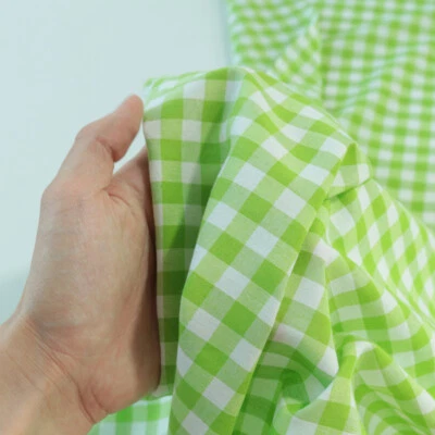 feiner weicher SOMMER Batist in hell grün Baumwollstoff Meterware Dekostoff - Bild 1 von 3