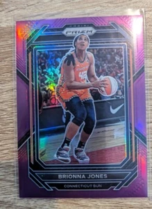 WNBA 2023 Brionna Jones Prizm Viola 129/149 Connecticut Sun - Foto 1 di 2