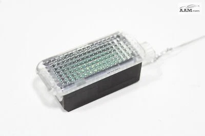 2005-24 AUDI A6 C7 ПЕРЕДНЯЯ ПРАВАЯ ПАССАЖИРСКАЯ СТОРОНА ВЕЖЛИВОСТЬ ЛАМПА 4E0947415 OEM - Изображение 1 из 4