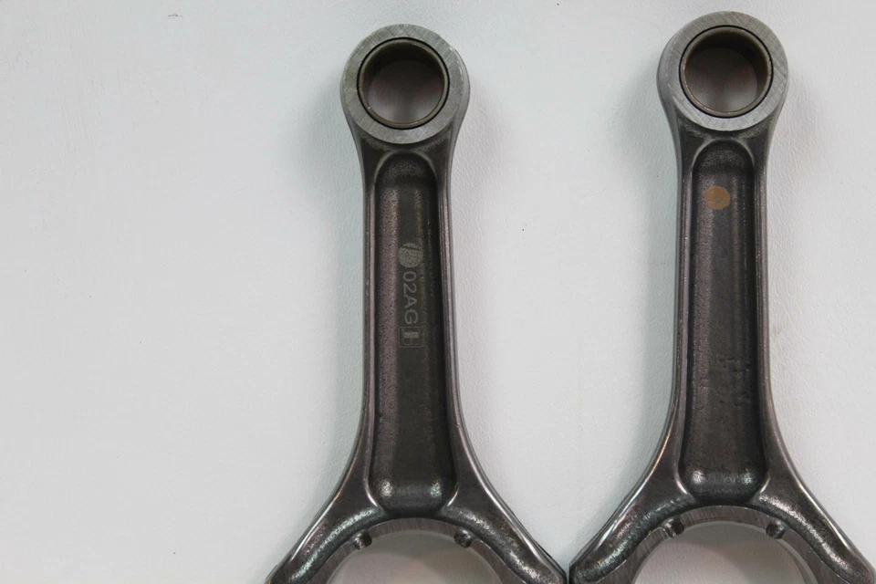 Varillas de conexión del motor Ducati SuperSport 1000 05 15820121A Foto 1 de 4