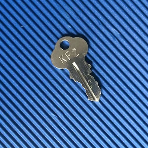 #KF2 Key Suits Johnson, Evinrude, Boat, Motor, Outboard-Free Post In Australia - Picture 1 of 3